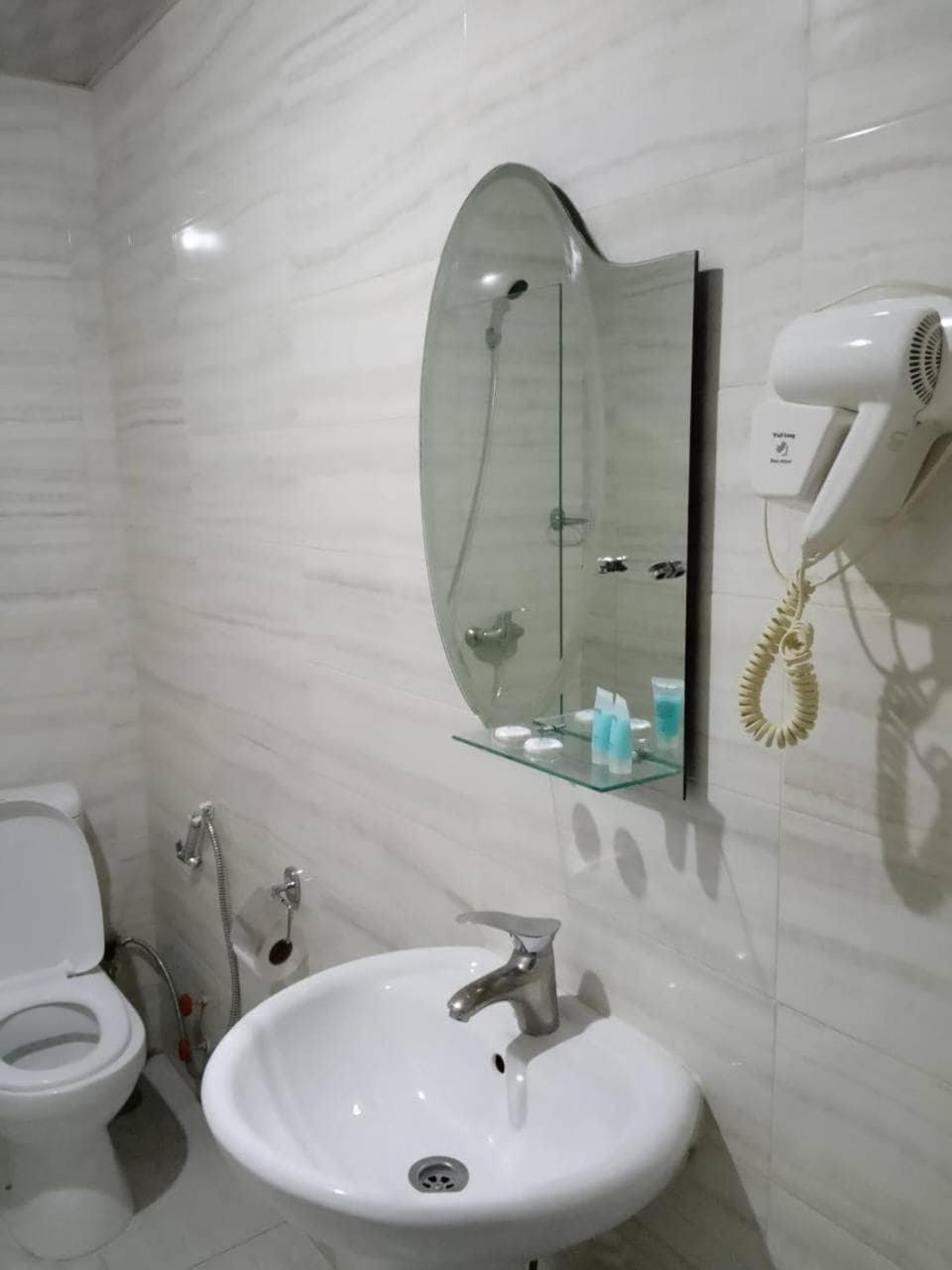 Hotel Georgia Tbilisi Eksteriør billede